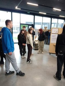 672670461 2043826236555278 8083352524041680939 N