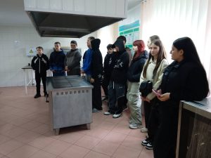 672674665 2043844779886757 4089083030287153892 N